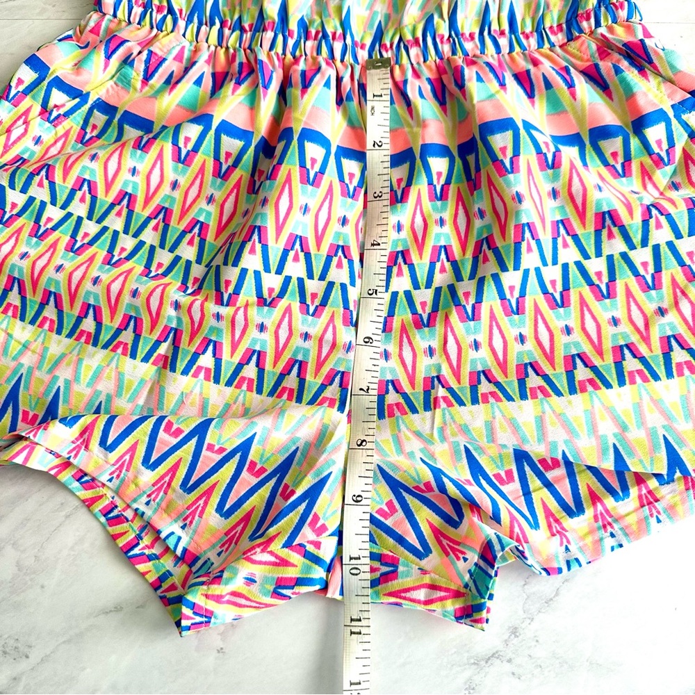 Colorful Geometric Romper Size XS - Picture 13 of 15